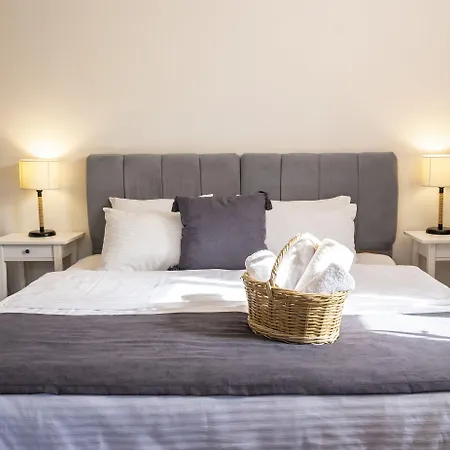 Salkim Butik فندق İmroz