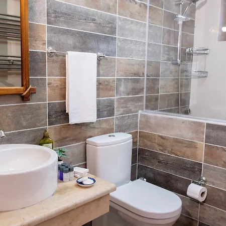 Salkim Butik فندق İmroz